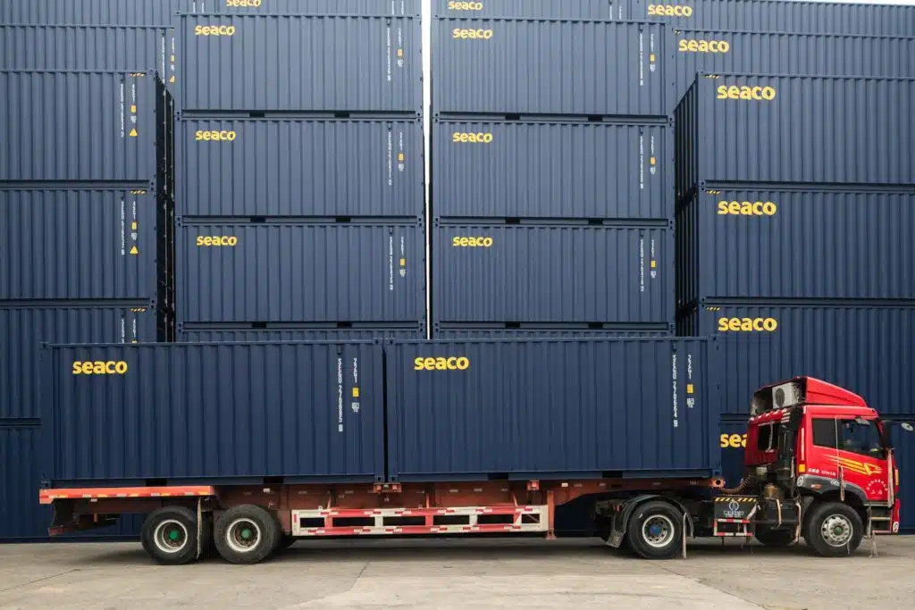 20' Dry Boxes on a Lorry
